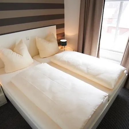 Eisberg 6 Mit Balkon Apartment *